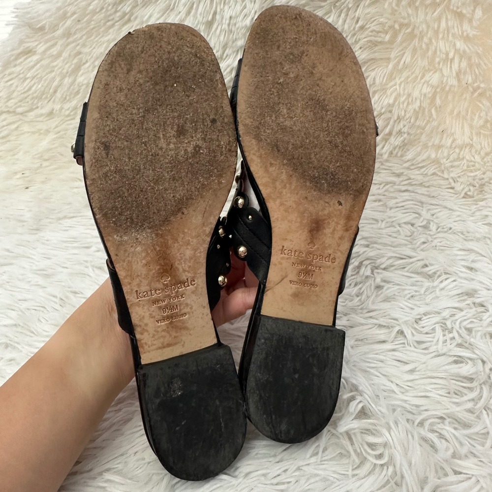 Kate Spade Faye Cross Strap Studded Leather Sandals in Black sz 9.5 M - Picture 4 of 7